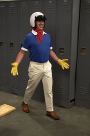 Charles Boyle (Joe Lo Truglio)