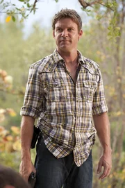 Jim Longworth (Matt Passmore)