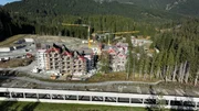 Pass Thurn, Großbaustelle des Luxusresorts Kitzbühel Alps. Seit Monaten stehen die Bautätigkeiten still. Pass Thurn, Großbaustelle des Luxusresorts Kitzbühel Alps. Seit Monaten stehen die Bautätigkeiten still.