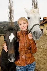 Katharina Lenz (Eva Herzig) Katharina Lenz (Eva Herzig)