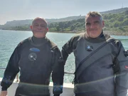 Ross Kemp (l.)