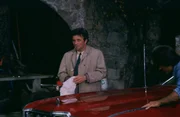 (v.li.): Peter Falk (Insp. Columbo), Jorge Rivero (Carlos). (v.li.): Peter Falk (Insp. Columbo), Jorge Rivero (Carlos).