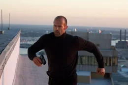 Jason Statham als Arthur Bishop