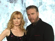 Catherine Willows (Marg Helgenberger) und Gil Grissom (William Petersen) vom CSI-Team der Polizei von Las Vegas haben einen neuen Fall: Nach einer t&ouml;dlichen Schie&szlig;erei fl&uuml;chtet der T&auml;ter mit einer Geisel. Willie Cuttler wird zudem verd&auml;chtigt, seine Frau sowie zwei Kollegen ermordet zu haben. Als Brass den Befehl zur St&uuml;rmung gibt, fallen Sch&uuml;sse und Brass sinkt getroffen zu Boden.