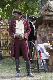 Seine private Misere vereinnahmt Lavon (Cress Williams) so sehr, dass er seine Pflichten als Bürgermeister zum ungünstigsten Zeitpunkt vernachlässigt ... Seine private Misere vereinnahmt Lavon (Cress Williams) so sehr, dass er seine Pflichten als Bürgermeister zum ungünstigsten Zeitpunkt vernachlässigt ...