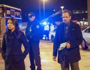 Versuchen alles, um Moriartys Plan zu verhindern: Joan Watson (Lucy Liu, l.) und Sherlock Holmes (Jonny Lee Miller, r.) ... Versuchen alles, um Moriartys Plan zu verhindern: Joan Watson (Lucy Liu, l.) und Sherlock Holmes (Jonny Lee Miller, r.) ...