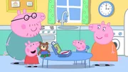 Peppa (2.v.l.) bringt Teddy Lausbub aus der Spielgruppe mit. Sie ist sehr stolz, denn Teddysoll bei ihr Zuhause eine aufregende Zeit erleben.  +++