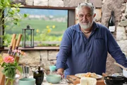 Angelo Carrillo zeigt, wie Risotto mit Pfifferlingen zubereitet wird. Angelo Carrillo zeigt, wie Risotto mit Pfifferlingen zubereitet wird.