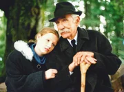 Eva (Rebecca Szerda) und Wilhelm (Lukas Ammann). Eva (Rebecca Szerda) und Wilhelm (Lukas Ammann).