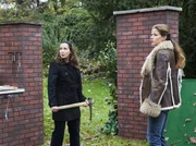 Pamela Klessmann und Kriemhild Schwaderlapp mögen sich nicht. Pamela Klessmann und Kriemhild Schwaderlapp mögen sich nicht.