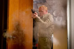 Ohne das Computergenie Benji Dunn (Simon Pegg) w&auml;re Ethan auf der Jagd nach einem geheimen Code wohl v&ouml;llig aufgeschmissen. Ob sie noch rechtzeitig an die Daten kommen, um einen Atomkrieg verhindern zu k&ouml;nnen?