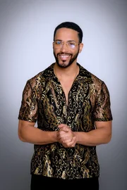 César Sampson. César Sampson.