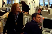 (L-R) Vincent D'onofrio, Samantha Buck (L-R) Vincent D'onofrio, Samantha Buck