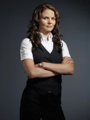 Dr. Allison Cameron (Jennifer Morrison) ist Immunologin und hat eine tragische Vergangenheit hinter sich ... Dr. Allison Cameron (Jennifer Morrison) ist Immunologin und hat eine tragische Vergangenheit hinter sich ...