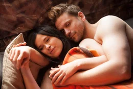 Nach einem herben R&uuml;ckschlag mit ihrer Modekollektion ist f&uuml;r Mandy (Anna Fischer, l.) wieder alles auf Anfang - auch in der Liebe mit ihrem Ex-Verlobten Leo (Steve Windolf)?; Nach einem herben R&uuml;ckschlag mit ihrer Modekollektion ist f&uuml;r Mandy (Anna Fischer, l.) wieder alles auf Anfang - auch in der Liebe mit ihrem Ex-Verlobten Leo (Steve Windolf)?