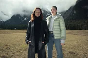 Ein ungleiches Ermittlerduo in Garmisch. Ira Zach (Lavinia Wilson, l.) und ihre junge Nachfolgerin Daphne Meindl (Philine Schm&ouml;lzer, r.).