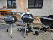 Uke Bosse beim Fazit zum "Teuer- vs. Billig-Test" zwischen Weber-, Taino- und LIDL-Grill.