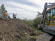 L - R: Gary Drayton, Jack Begley