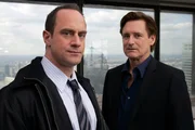 L-R: Chris Meloni als Detective Elliot Stabler, Bill Pullman als Kurt Foss