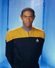 Tuvok (Tim Russ).