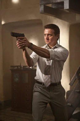 William Brandt (Jeremy Renner) war selbst mal Geheimagent und schiebt sich nun einen f&uuml;rchterlichen Mord in Schuhe. Um etwas Gutes zu tun, hilft er Ethan bei der Verfolgung von Atombesitzern. Die Jagd f&uuml;hrt sie &uuml;ber Russland nach Dubai und Indien ...