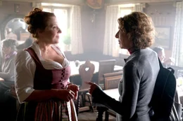 Josefa (Adele Neuhauser, rechts) konfrontiert Sabine (Luise Kinseher) mit ihren Vorurteilen.