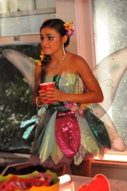 Bekommt &Auml;rger mit ihrem Vater: Grace (Teilor Grubbs) ...