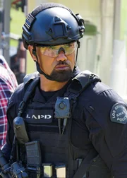 Daniel 'Hondo' Harrelson (Shemar Moore)
