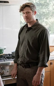 Zach Gilford as Elias Voit in Criminal Minds: Evolution, episode 7, season 16, streaming on Paramount+.