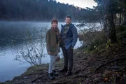 "Schnee von Gestern - Landkrimi": Chefinspektorin Melanie Grandits (Marlene Hauser) und Chefinspektor Martin Steiner (Simon Morz&eacute;) ermitteln.