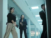 l-r: DS Hana Li (Jing Lusi), Agent Liv Lewis (Sarah Junillon)