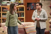 Die Ratlosigkeit ist Leonard und Amy ins Gesicht geschrieben. Sie wollten Sheldon doch nicht &uuml;berfordern ...