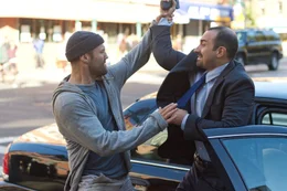 L-R: Luke Wright (Jason Statham), Detective Kolfax (Jay Giannone).