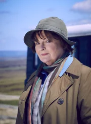 DCI Vera Stanhope (Brenda Blethyn) DCI Vera Stanhope (Brenda Blethyn)