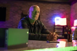 Bruce Willis als James Knight Bruce Willis als James Knight