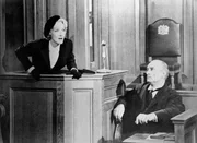 Ihr eigener Mann ist des Mordes angeklagt - doch Christine Vole, die vorgibt, ihn ueber alles zu lieben, wird zur Zeugin der Anklage.