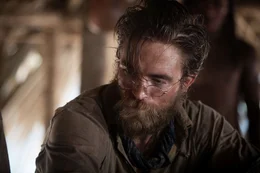 Henry Costin (Robert Pattinson)