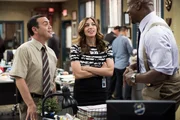 (v.l.n.r.) Charles Boyle (Joe Lo Truglio); Gina Linetti (Chelsea Peretti); Terry Jeffords (Terry Crews)