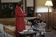 Gemeinsam ermitteln sie in einem neuen Mordfall: Gibbs (Mark Harmon, r.) und Judith McKnight (Jessica Walter, l.) ... Gemeinsam ermitteln sie in einem neuen Mordfall: Gibbs (Mark Harmon, r.) und Judith McKnight (Jessica Walter, l.) ...