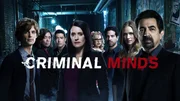 (13. Staffel) - Ein starkes Team, das jeden Serient&auml;ter zur Strecke bringt: Dr. Spencer Reid (Matthew Gray Gubler, l.), David Rossi (Joe Mantegna, r.), Jennifer 'JJ' Jareau (AJ Cook, 2.v.r.), Penelope Garcia (Kirsten Vangsness, 4.v.r.), Dr. Tara Lewis (Aisha Tyler, 2.v.l.), Luke Alvez (Adam Rodriguez, 3.v.r.), Emily Prentiss (Paget Brewster, 4.v.r.) und Matt Simmons (Daniel Henney, 3.v.r.)