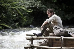 Henry Costin (Robert Pattinson)