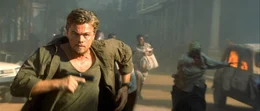 Ger&auml;t in die Wirren eines blutigen B&uuml;rgerkrieges: Ex-S&ouml;ldner Danny Archer (Leonardo DiCaprio, vorne l.) ...