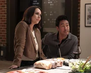 Maddie Buckley (Jennifer Love Hewitt), Howie 'Chimney' Han (Kenneth Choi)
