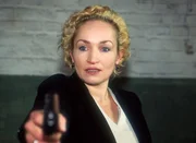 Alarm für Cobra 11 - Die Autobahnpolizei "Heldentage". Im Bild: Rossberg (Angelika Bartsch) verlangt von Levandowski und Beck, dass sie den umgebauten Feuerlöscher mit den Drogen wiederbeschaffen. Alarm für Cobra 11 - Die Autobahnpolizei "Heldentage". Im Bild: Rossberg (Angelika Bartsch) verlangt von Levandowski und Beck, dass sie den umgebauten Feuerlöscher mit den Drogen wiederbeschaffen.