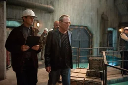 Max Adams (Tommy Lee Jones, re.) Max Adams (Tommy Lee Jones, re.)