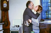 Pierre (Michel Piccoli) und Lucienne (St&eacute;phane Audran) k&ouml;nnen nicht voneinander lassen.