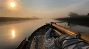 Im Morgengrauen unterwegs auf den Fl&uuml;ssen Norddeutschlands.