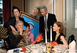 Arno Adelmann (G&uuml;nter Pfitzmann, links) wei&szlig; nur zu gut, dass Thekla (Eleonore Weisgerber, links hinten) und Bert (Robert Giggenbach, 2. von rechts) nur sein Bestes wollen - sein Geld. Tochter Bianca (Friederike Wagner, rechts) und Theklas Mann Theodor (Klaus Mikoleit, 3. von rechts) sind etwas zur&uuml;ckhaltender.