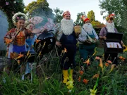 Third from the left: Malte (Daniel Zillmann)