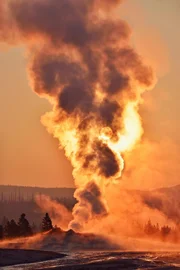 Yellowstone National Park  +++